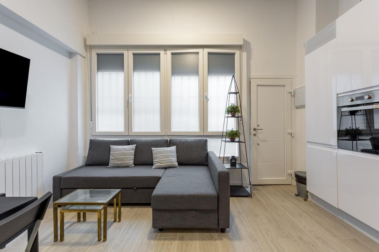 1 Bedroom 1 Bathroom Furnished - Av De America - Studio - Mintystay マドリード エクステリア 写真