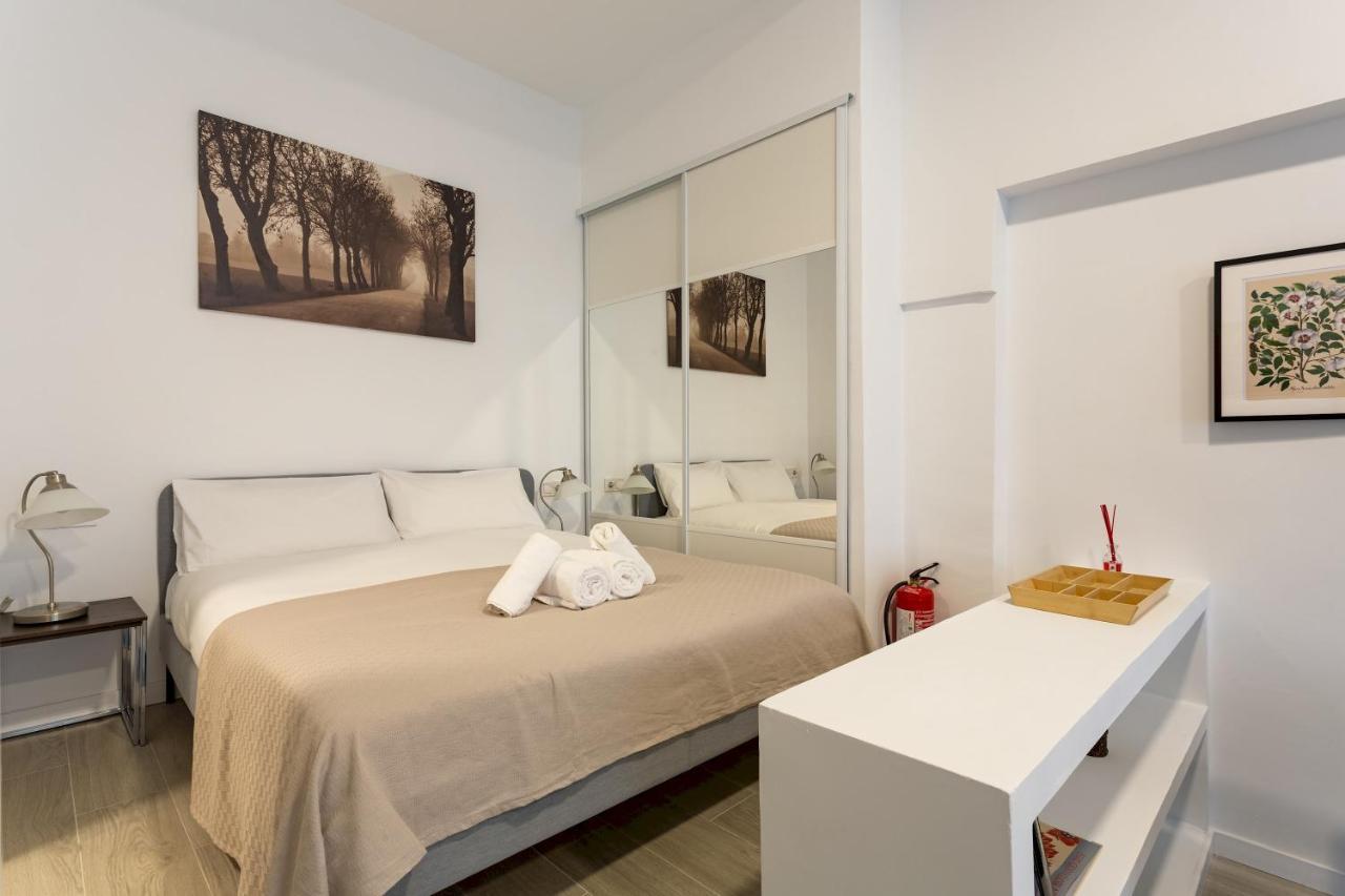 1 Bedroom 1 Bathroom Furnished - Av De America - Studio - Mintystay マドリード エクステリア 写真